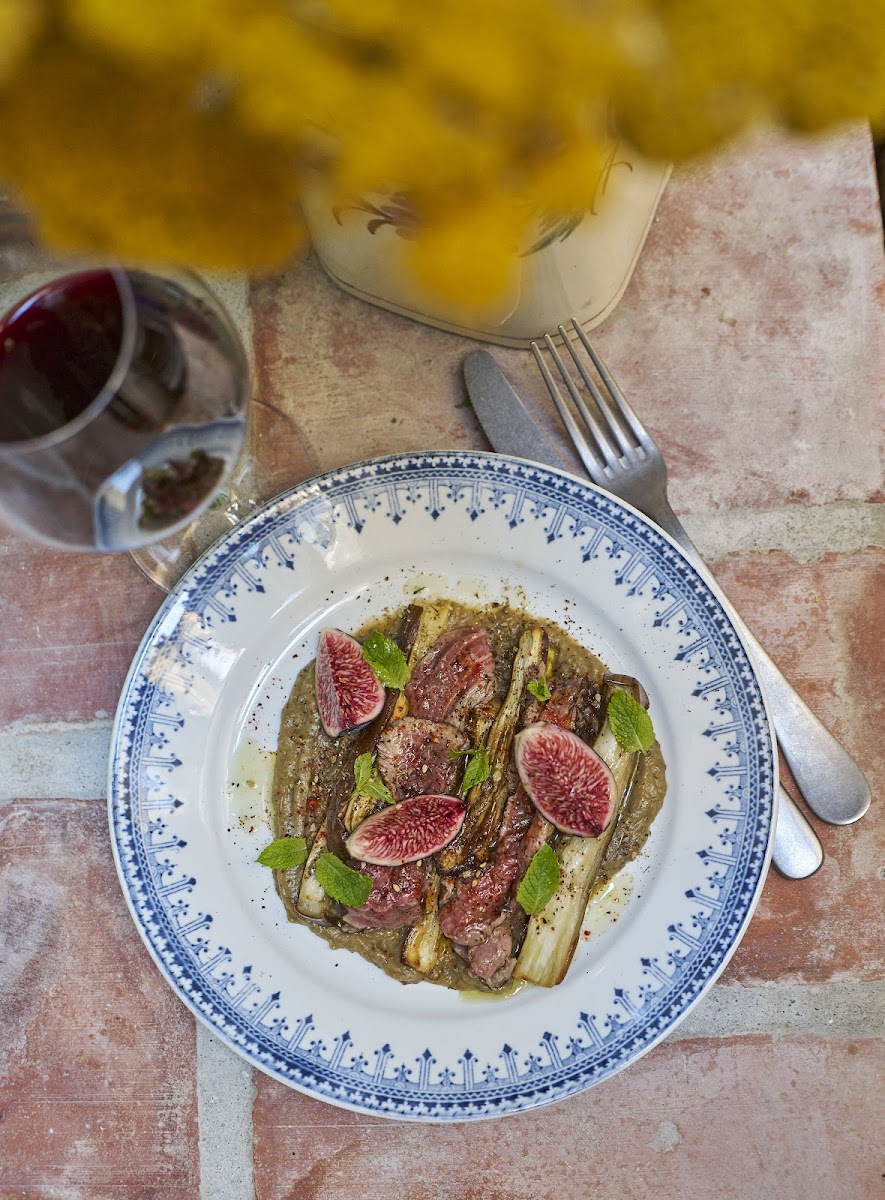 Léone Bistro - Restaurant & Vins-8